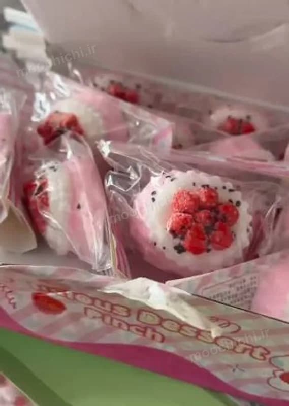 اسکویشی نرمالو خامهای کیک - موچی چی